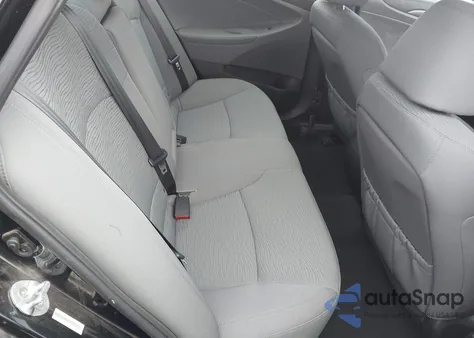 2015 Hyundai Sonata Hybrid z USA, uszkodzony, nr VIN KMHEC4A4XFA137127